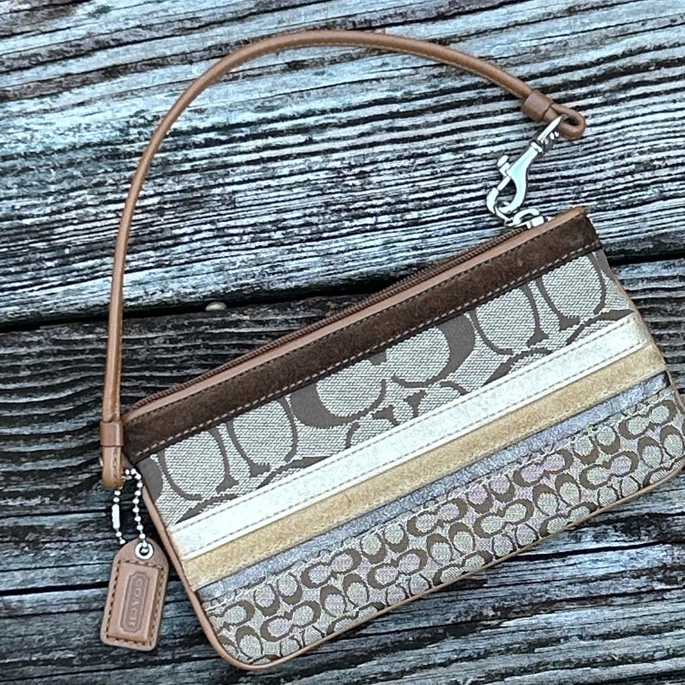 Coach Signature Patchwork Stripe Wristlet Clutch Brown Tan Canvas Y2K - Picture 2 of 9